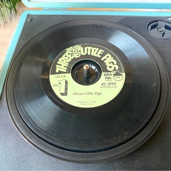 VINTAGE Peter Pan 45 RPM Vinyl Records - Wizard of Oz, Puff the Magic Dragon - Picture 4 of 8